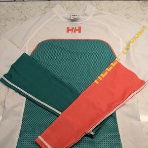 Helly Hansen Long Sleeved Performance Style Top